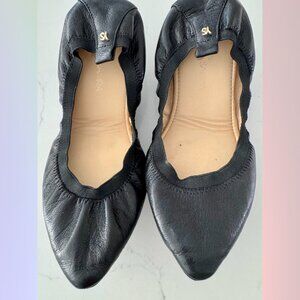 Yosi Samra Black Leather Pointed-Toe Ballet Flats – Size 8